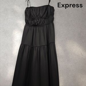 Express Square Neck Sleeveless Tie Shoulder Ruched Tiered Maxi Dress Size‎ XS
